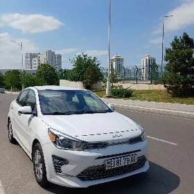 Kia Rio 2021