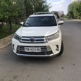 Toyota Highlander 2019
