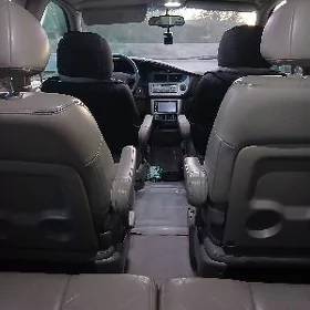 Toyota Sienna 2002
