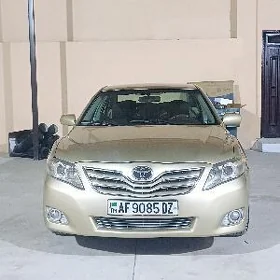 Toyota Camry 2011