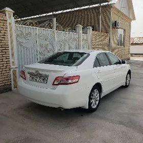 Toyota Camry 2010