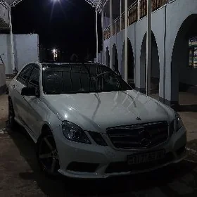 Mercedes-Benz E350 2010