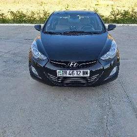 Hyundai Elantra 2013