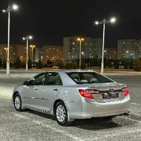 Toyota Camry 2012