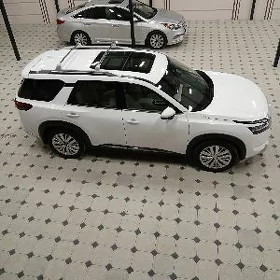 Nissan Pathfinder 2022