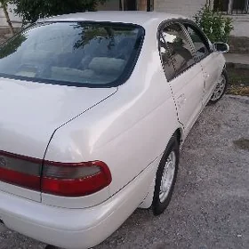 Toyota Corona 1993