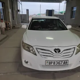 Toyota Camry 2010