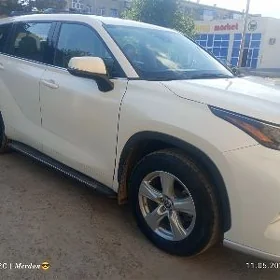 Toyota Highlander 2022