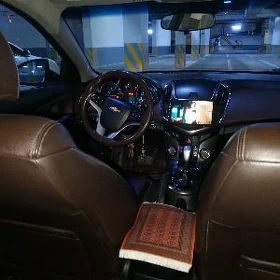 Chevrolet Cruze 2012