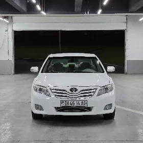 Toyota Camry 2011