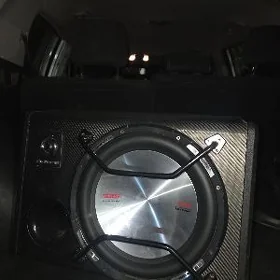 Subwoofer bocka