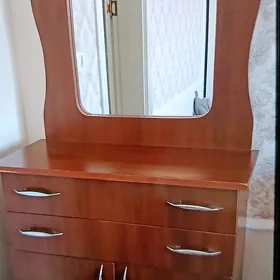 aýna ýüz