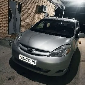 Toyota Sienna 2009