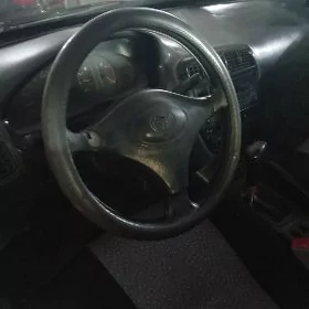 Toyota Carina 1993
