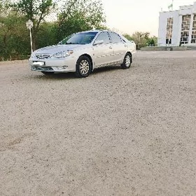 Toyota Camry 2004