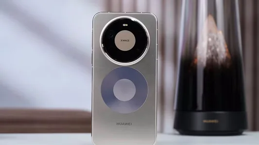 Продажи Huawei Mate 80 за четыре месяца превысили 5,7 млн устройств