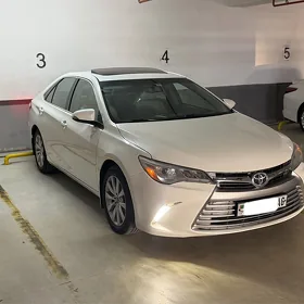 Toyota Camry 2015