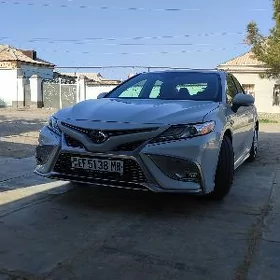 Toyota Camry 2022