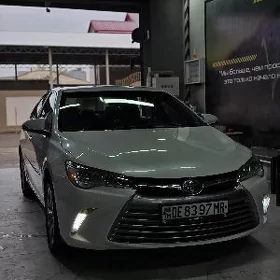 Toyota Camry 2017