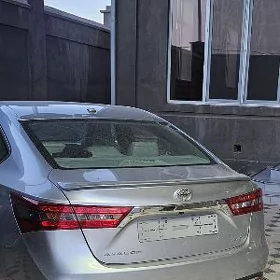 Toyota Avalon 2016