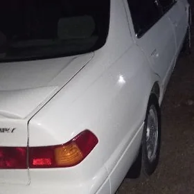 Toyota Camry 1999