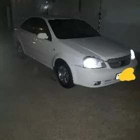 Daewoo Lacetti 2004