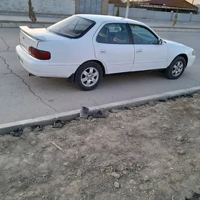 Toyota Camry 1995