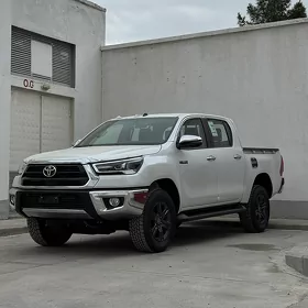 Toyota Hilux 2025