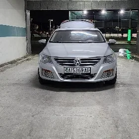 Volkswagen CC 2011