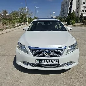 Toyota Camry 2013