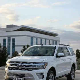 Ford Expedition 2023