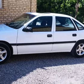 Opel Vectra 1990