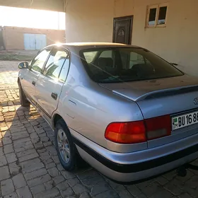 Toyota Carina 1996