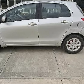 Toyota Yaris 2009