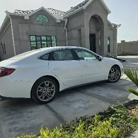 Hyundai Sonata 2022