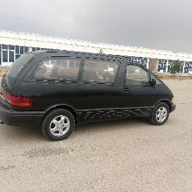 Toyota Previa 1993