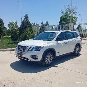 Nissan Pathfinder 2020