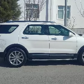 Ford Explorer 2017