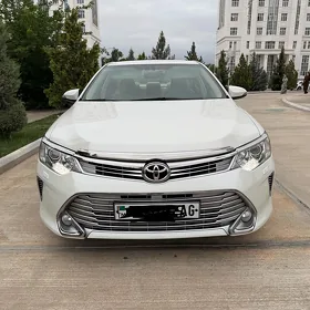 Toyota Camry 2016