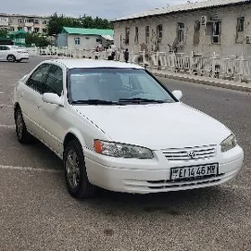 Toyota Camry 1998