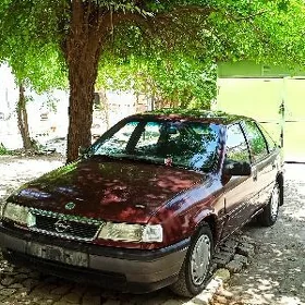 Opel Vectra 1990