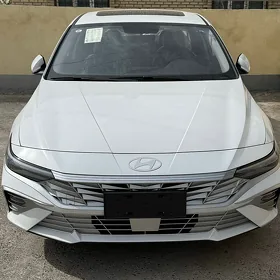 Hyundai Elantra 2025