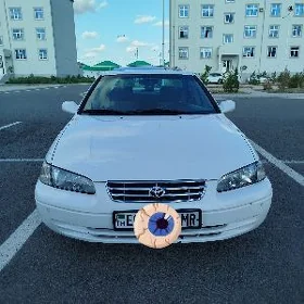 Toyota Camry 1999