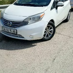 Nissan Versa Note 2013