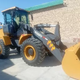XCMG LW300F 2021