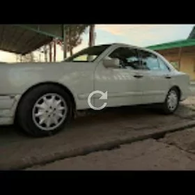 Mercedes-Benz E320 1997