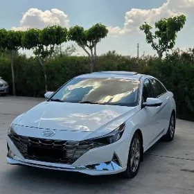 Hyundai Elantra 2021