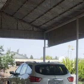 Nissan Pathfinder 2020