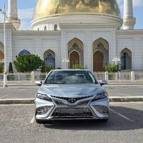 Toyota Camry 2022