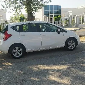 Nissan Versa Note 2015